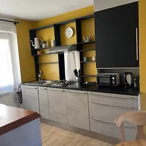  Hébergement de vacances Charmante Maison De